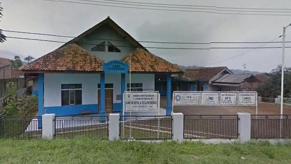 kantor desa pasir biru